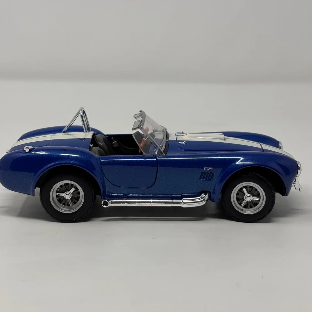 1965 Shelby Cobra 427 S/C Diecast Metal 1:24 Welly American Mint Premium Edition